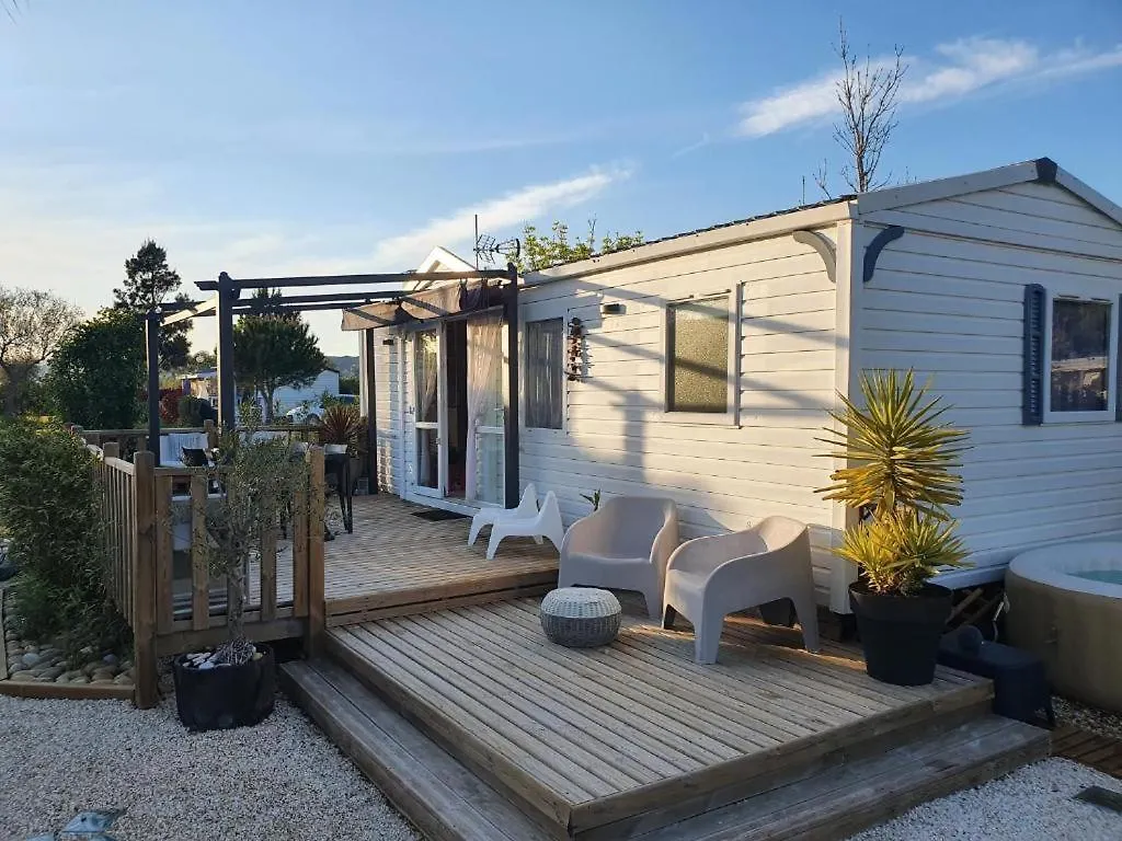 Mobil Home, Jacuzzi, Velos, Barbecue Et Mer Et Plage A 300M Hyères Camping