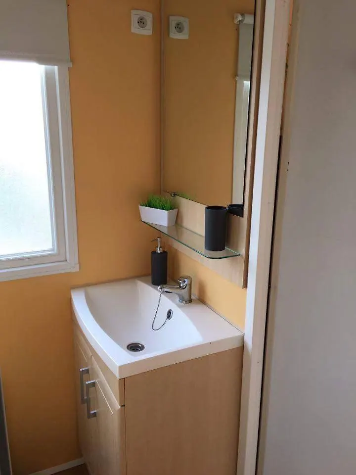 Kemping Mobil Home, Jacuzzi, Velos, Barbecue Et Mer Et Plage A 300M Hyères Francja