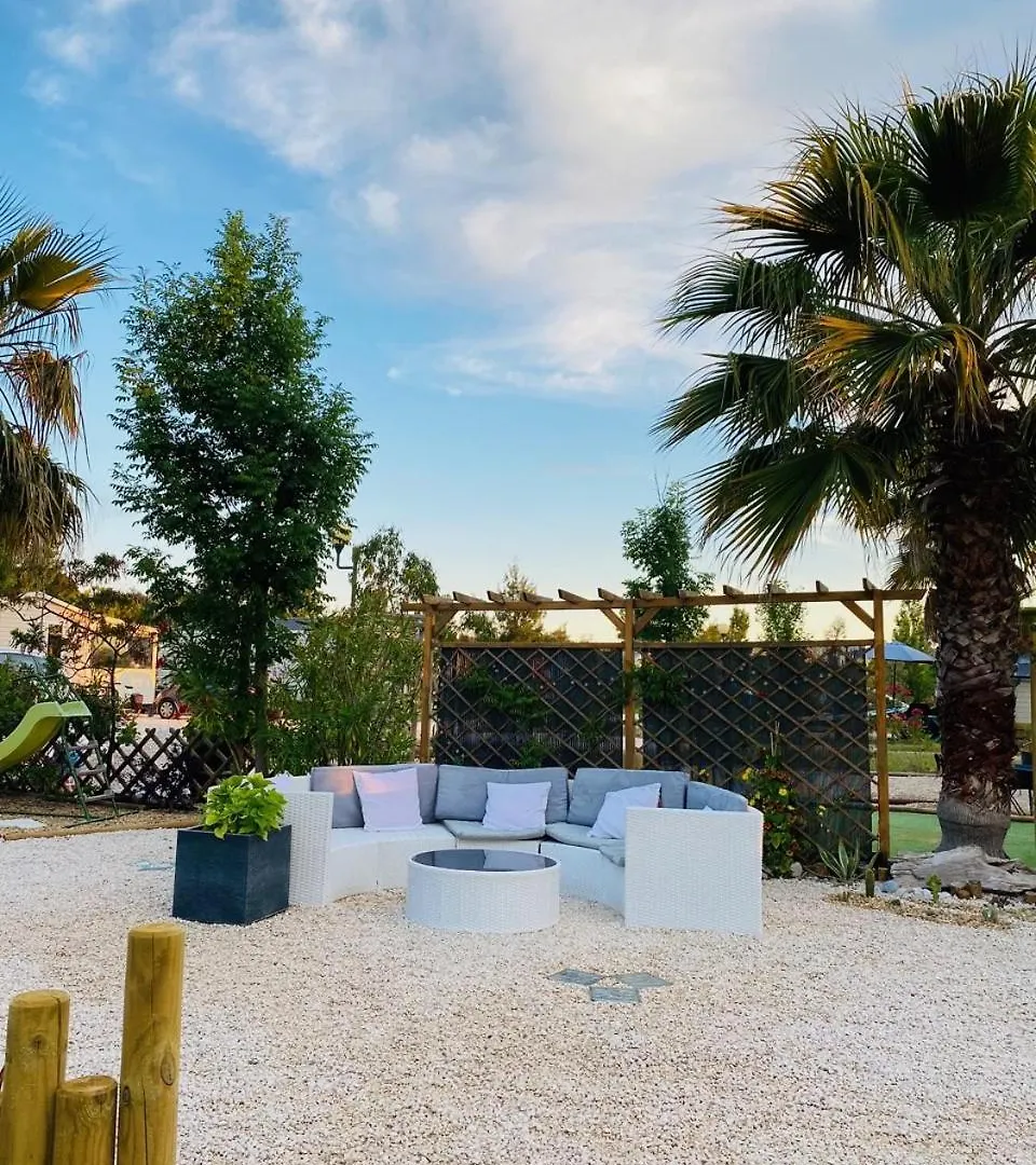 Mobil Home, Jacuzzi, Velos, Barbecue Et Mer Et Plage A 300M Hyeres Campsite